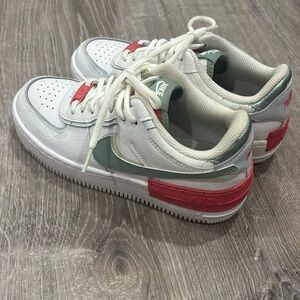 Nike Air Force 1’s Shadow